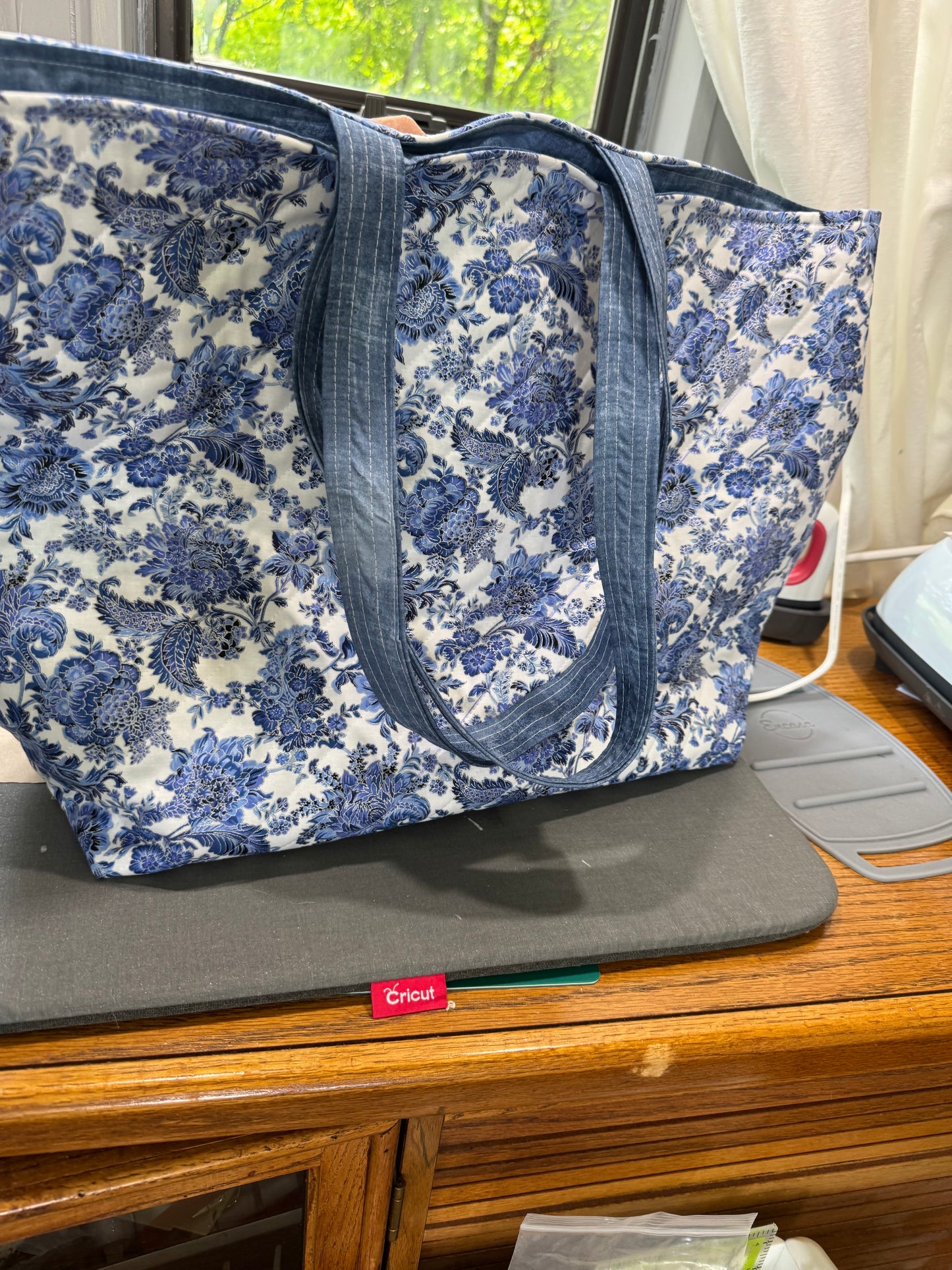 XL Tote Bags